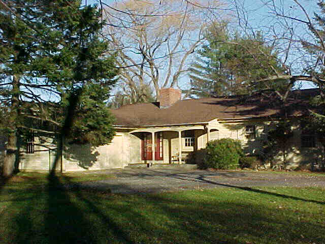 Building photograph for 474 WELLS HILL ROAD